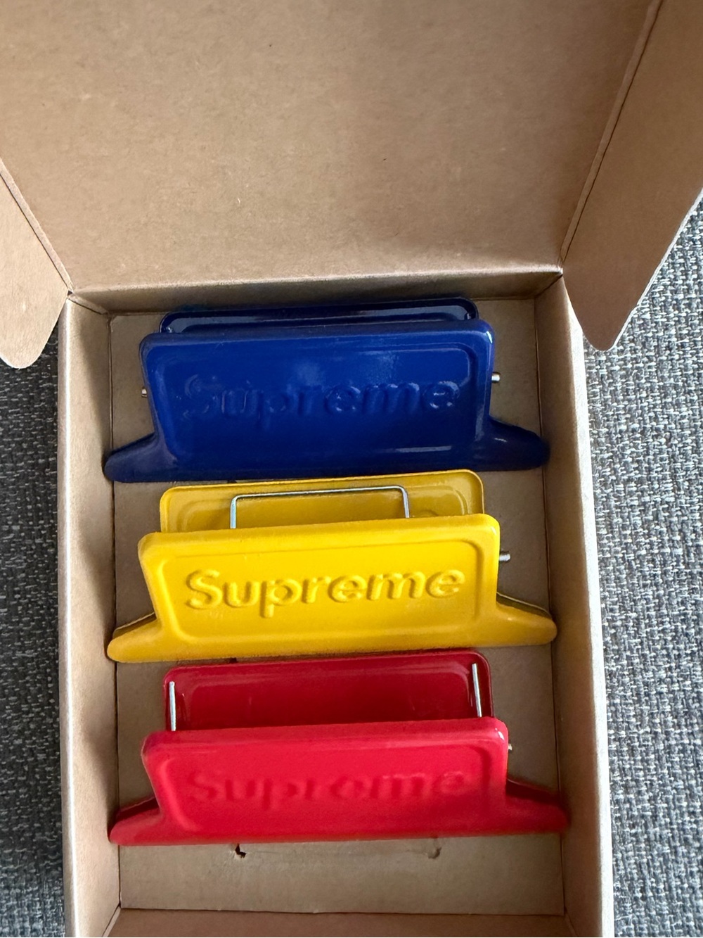 Supreme Dulton Clips - Picture 5 of 5